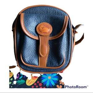 Dooney & Bourke leather cross body handbag